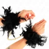 Image de Kink - Feather Hand Cuffs With Gold Chain Model 1