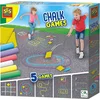 Image de SES - Stoepkrijt spellen 5 in 1 - creatief buiten spelen - set van 6 kleuren stoepkrijt met 2 pittenzakjes - instructies voor 5 verschillende spellen