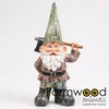 Image de KABOUTER MET BIJL 18X12X39 CM