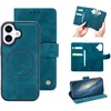 Image de Casemania Hoesje Geschikt voor Apple iPhone 17 - Emerald Green - Kunstleer 2 in 1 Afneembare Bookcase - Geschikt voor MagSafe - Magnetische Telefoonhoesje met Pasjeshouder en Standaardfunctie