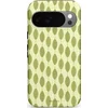 Image de Casetastic Hoesje Geschikt voor Google Pixel 10/10 Pro - Stijlvolle Beschermende Duo-layer Case - Bladerenpracht in het groen
