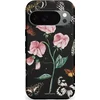 Image de Casetastic Hoesje Geschikt voor Google Pixel 10/10 Pro - Stijlvolle Beschermende Duo-layer Case - Vleugels en bloemen