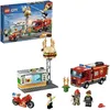 Image de LEGO® City 60214 L’intervention des pompiers au restaurant de hamburgers Caserne avec Camion Jouet pour Enfant de 5 ans et + en occasion ou reconditionné