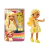 Image de Rainbow High Littles - Daisy Madison - Petite Poupée Mannequin Articulée - Poupée Jaune de 14 cm avec Sac à Main et Ourson Magique - Convient aux Enfants et aux Collectionneurs
