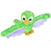 Image de Wild Republic Huggers Bracelet en peluche pour perroquet vert 20 cm