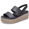 Image de Crocs Femme Brooklyn Low Wedge Sabot, Black Mushroom, 37/38 EU