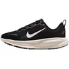 Image de NIKE Vomero 18 (GS), Sneaker, 37.5 EU, Black Summit White Coconut Mil, 37.5 EU