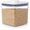 Image de OXO Good Grips Boîte de conservation POP   Boîte de rangement alimentaire hermétique et empilable pour la cuisine - Carré 2,6 L