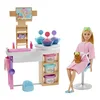 Image de Barbie Bien-être Coffret Journée au Spa avec poupée Blonde, Salon de beauté, Figurine Chiot et Plus de 10 Accessoires, Jouet pour Enfant, GJR84