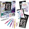 Image de Lansay - BLOPENS X-TRA - Set Créatures Pailletées - Kit Dessins de Feutres de Coloriage À Souffler avec Pochoirs Réutilisables & Tubes Glitter - Idée Cadeau Enfants dès 6 Ans - 6 Dessins Fantastiques