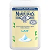 Image de Le Petit Marseillais - Crème de Douche Extra Douce Lait (flacon de 650 ml)   Gel douche avec 92% d'ingrédients d'origine naturelle   pH neutre pour la peau et sans colorant