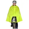 Image de Tatonka Poncho de vélo imperméable avec capuche, fenêtre de visualisation pour la lumière du vélo, réflecteurs et interventions pour les mains   Disponible en trois tailles (S/M/L)