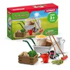 Image de schleich FARM WORLD | Set accessoires ferme 42610 | dès 3 ans | 11 pièces | Brouette, fourche, arrosoir, seau, panier & nourriture | Pour chevaux & autres animaux schleich