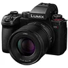 Image de Panasonic Lumix DC-S5 II, appareil photo sans miroir plein format avec AF hybride nouvelle phase, avec objectif LUMIX 50 mm F1.8 L-Mount, Active I.S., enregistrement illimité 4:2:2 10 bits, 4K 60p et