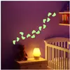 Image de Ambiance Sticker Traces de Pieds phosphorescentes - 55 x 10 cm