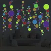 Image de Ambiance Sticker Phosphorescent Lumineux Autocollant Mural Plafond Enfant Fluorescent Points Multicolores - H120 x L90 cm