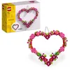 Image de LEGO Décoration en Forme de Coeur - Jouet & Kit d'Activité Manuelle pour Enfant - Maquette de Décoration avec Fleurs, Feuilles & Petits Coeurs - Cadeau d'Anniversaire pour Fille ou Garçon 9 ans 40638