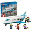 Image de LEGO City L’Avion de Tourisme - Jouet de Construction - Maquette de Jet avec 4 Minifigurines & Accessoires de Voyage - Jeu Éducatif - Idée de Cadeau d'Anniversaire pour Garçon dès 4 ans 60492