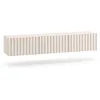 Image de Selsey Derriva Meuble TV bas 170 cm avec façades rainurées Fermeture douce Beige clair