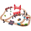 Image de Hape Jouet Hape Circuit de Ville pour Petit Train en Bois 51 pièces - Jeu de Construction pour Enfant de 3 ans et Plus - Jouet Compatible avec les Circuits de Train en Bois de Marque Traditionnelles