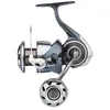 Image de Daiwa Moulinet Ballistic HD Lt 400DCXHARK - Roulements : 5+1 CRBB - Embrayage: 12 kg - Ratio de récupération : 6,2:1 / 99 cm - Poids : 290 g - Knob : Ark