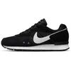 Image de Nike Venture Runner Femme Baskets Baskets Low-Top, Zwart, 35.5 EU