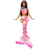 Image de Barbie - Sirène magique florale, cheveux bruns avec mèches violettes, queue nuancée et bandeau avec perles, surprise magique et fleurs qui fleurissent inclus, jouet pour enfants, 3+ ans, JDM73, Rose