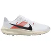 Image de Nike Air Zoom Pegasus 40 EK, Baskets pour homme, White Black Chile Red Coconut Milk, 41 EU