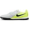 Image de Nike Phantom GX 2 Academy TF Chaussures de football basses pour homme Argenté métallisé/noir/volt Taille 38,5 EU, Noir métallisé argenté, 38.5 EU