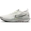 Image de Nike Pegasus Trail 5 Gore-tex Chaussures de trail imperméables pour homme, Summit White Sequoia Light Silver, 45.5 EU