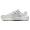 Image de Nike Metcon 10 Chaussures d'entraînement pour femme Blanc/argenté métallisé/platine 40