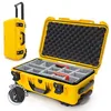 Image de NANUK 935 - Valise de protection rigide et étanche pour appareil photo, avec séparateurs rembourrés (25,1 cm x 40,9 x 25,7 cm) - Jaune