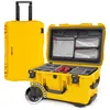 Image de NANUK 950 Pro Photo Kit - Mallette rigide étanche pour appareil photo de voyage avec séparateurs rembourrés et roues, résistant à la poussière et aux chocs, 57,9 x 46,5 x 29,7 cm - Jaune