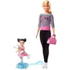 Image de Barbie Métiers Coffret Coach De Patinage Artistique, Poupée Blonde et Son élève, avec Patins et Accessoires, Jouet pour Enfant, FXP38